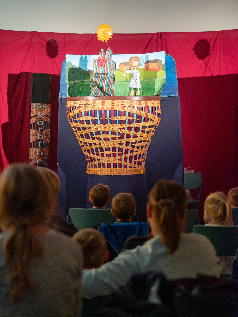 Korbtheater an der KWM Missioklinik